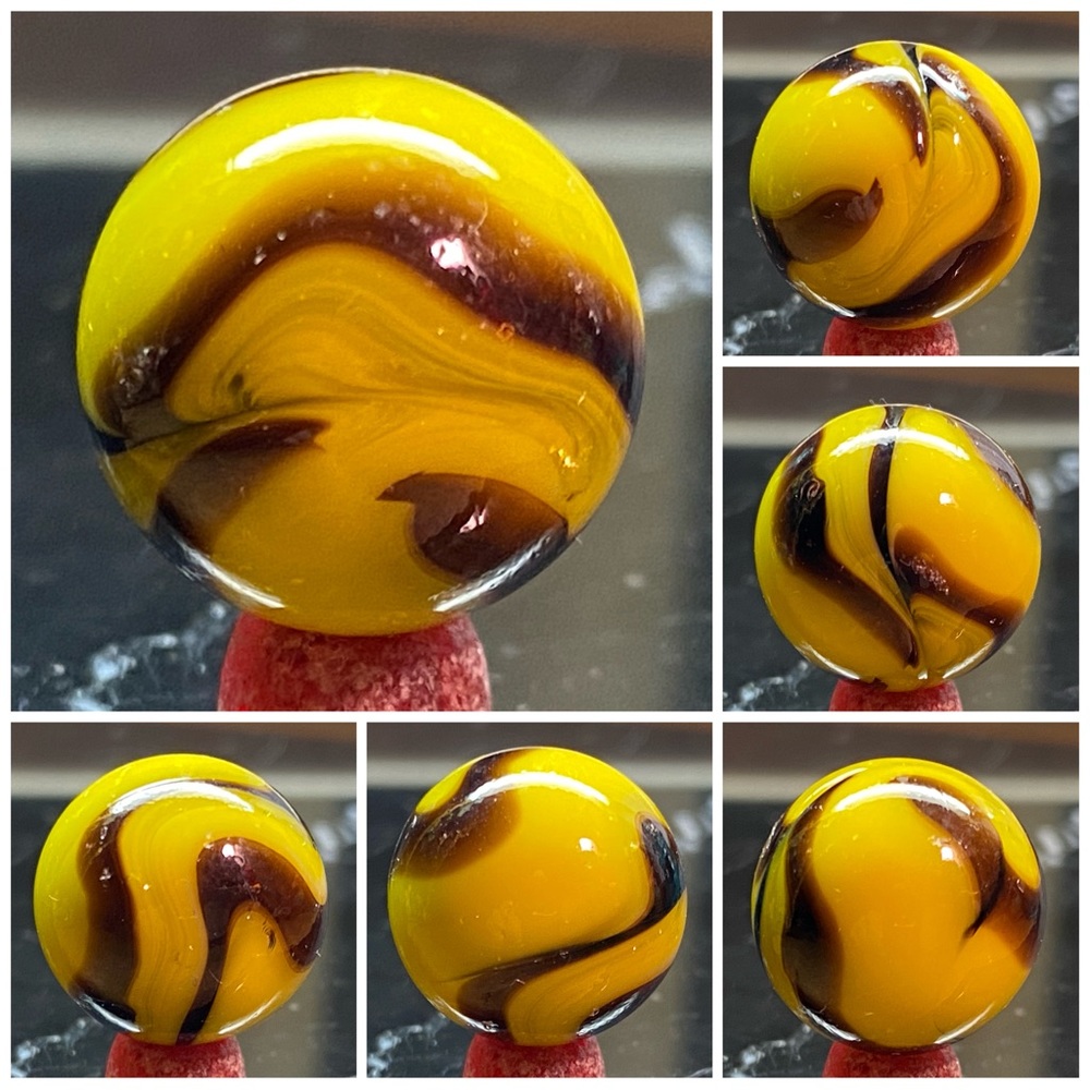 One Traditional Vacor Bee Cool Bumblebee 5/8 Inch Glass Marble